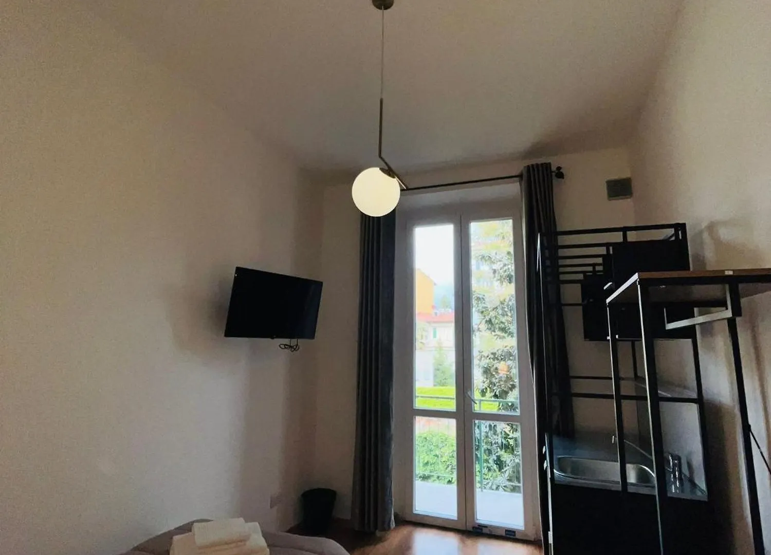 Oriani Bnb Bed & Breakfast Florence 0*,